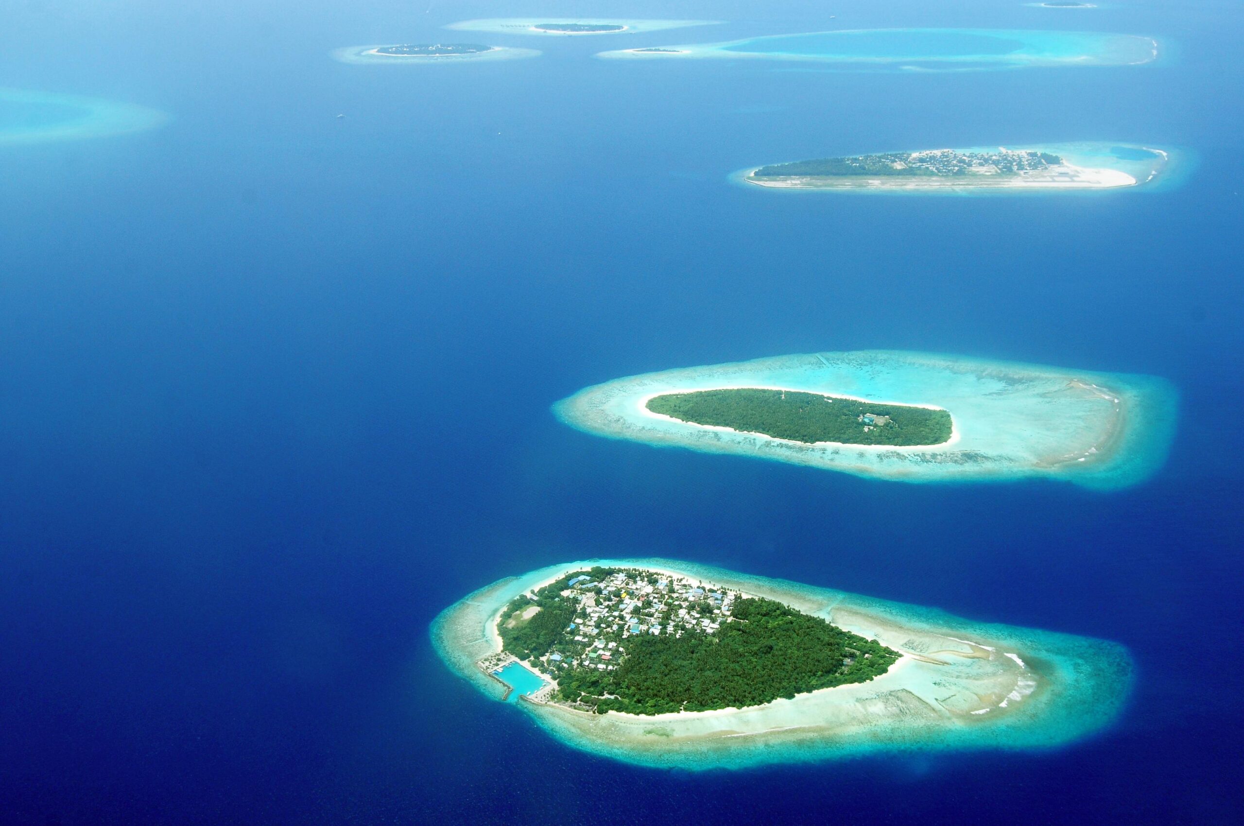 Five Italian Divers Die After Cave Diving Accident in the Maldives